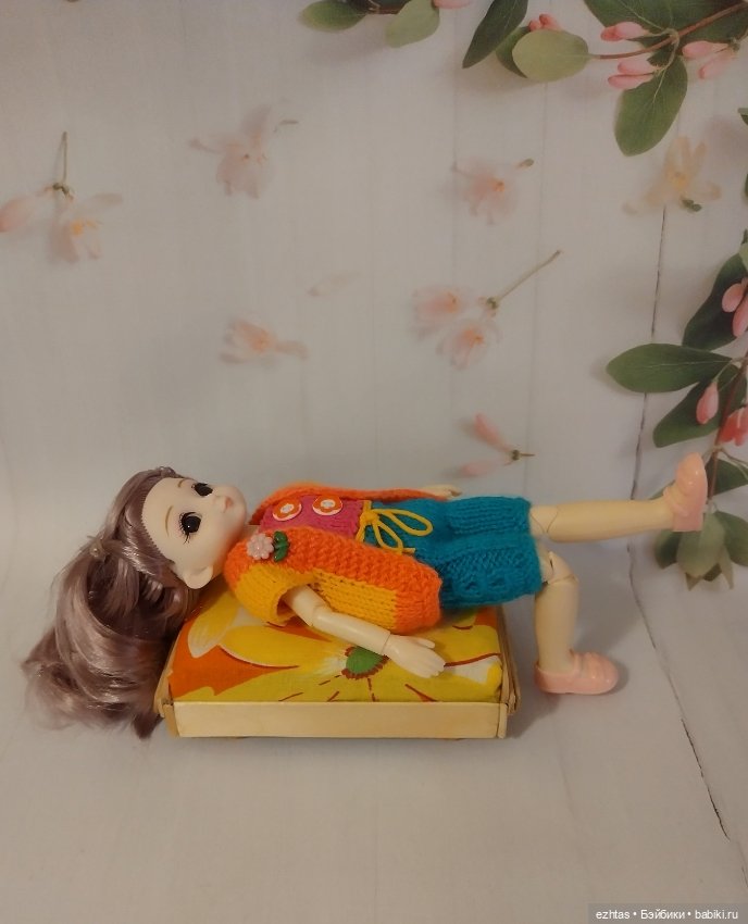 Мягкий пуфик в дачном стиле (фото 6)