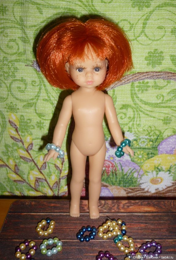 Браслеты на резинке из 9-ти бусин для кукол Paola Reina mini 21 см (фото 2)