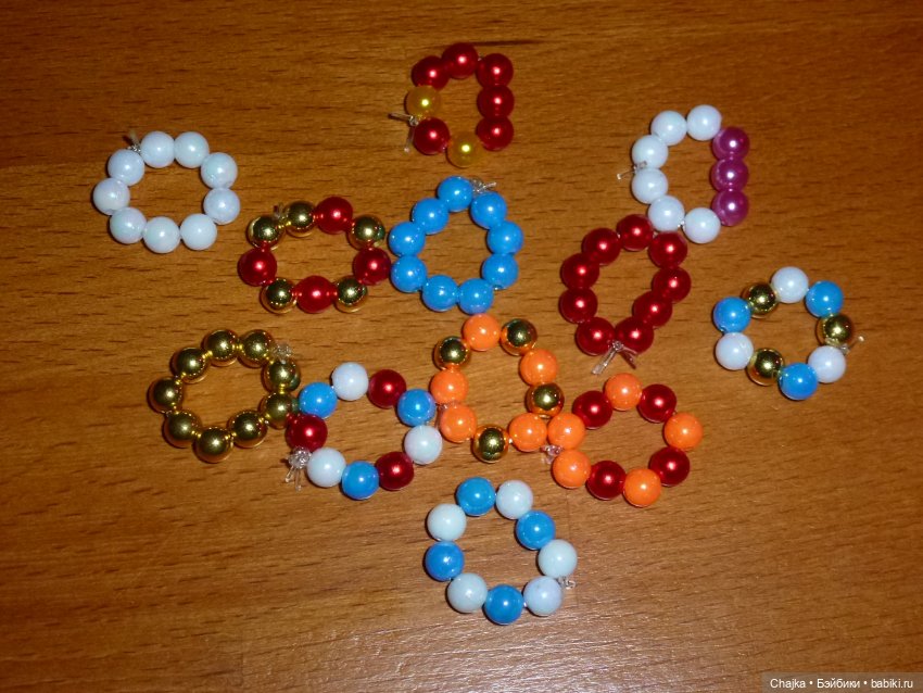 Браслеты на резинке из 9-ти бусин для кукол Kiss Me - гдр (кисс ми 19 см) (фото 10)