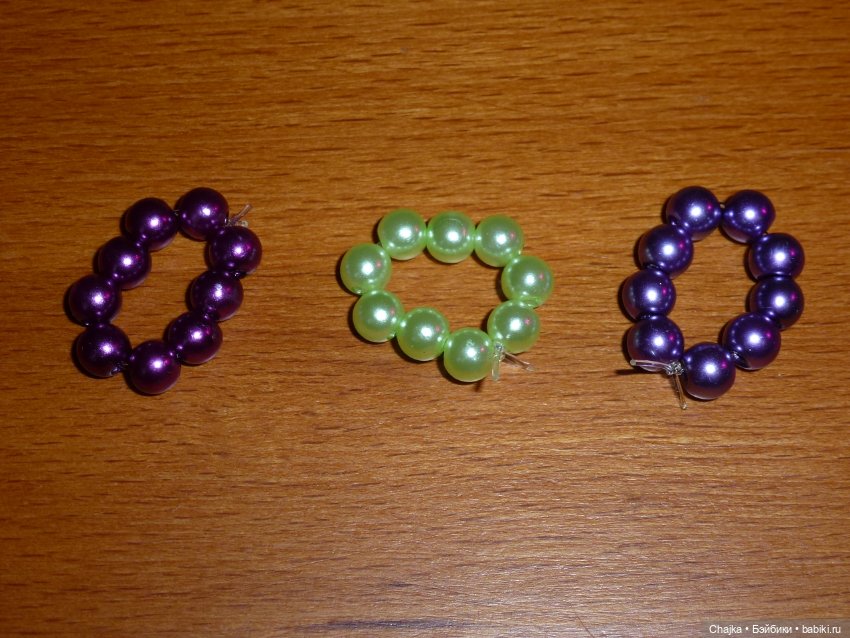 Браслеты на резинке из 9-ти бусин для кукол Paola Reina mini 21 см (фото 10)