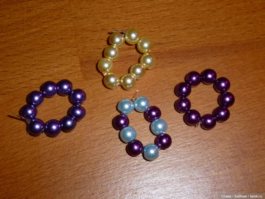 Браслеты на резинке из 9-ти бусин для кукол Paola Reina mini 21 см (фото 9)