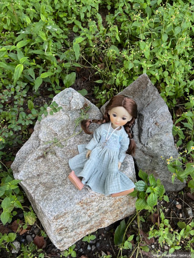 Скромница Джейн Ruby Red — Куклы Ruby Red (Руби Ред) Fashion Friends: Siblies (фото 8)