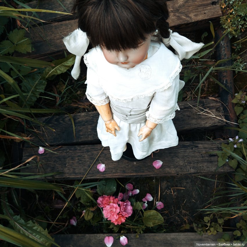 Антикварок-то я не показала