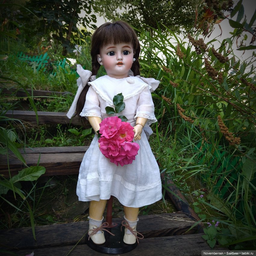 Антикварок-то я не показала