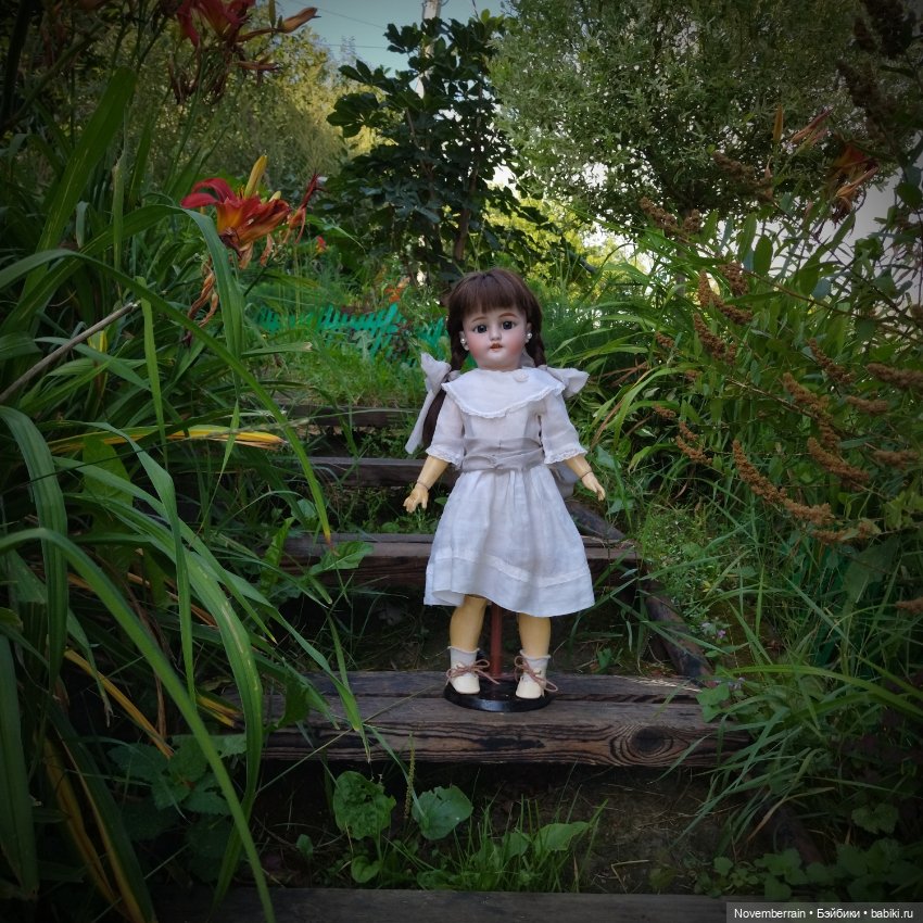 Антикварок-то я не показала