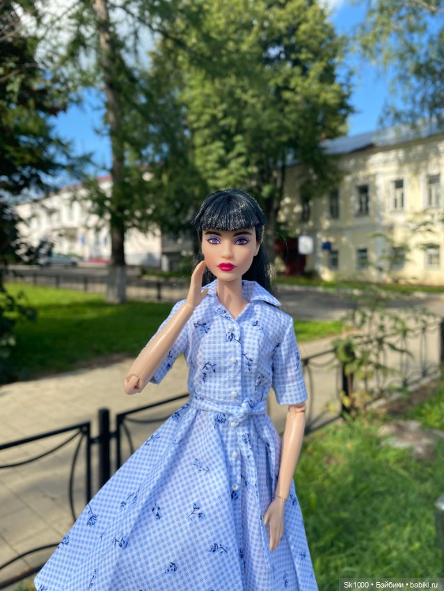 Наташа и Лина в Угличе — Коллекции игровых кукол (Playline): фото полок