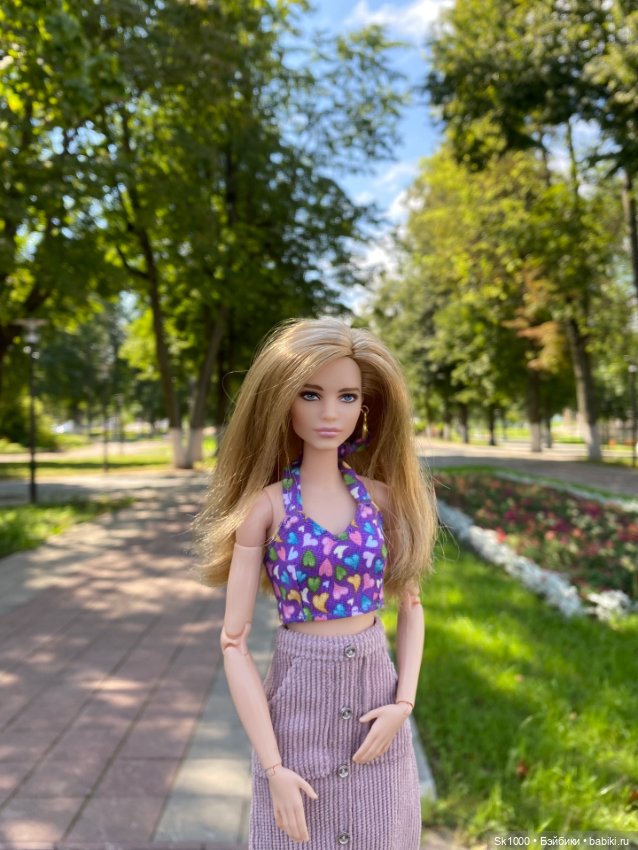 Наташа и Лина в Угличе — Коллекции игровых кукол (Playline): фото полок