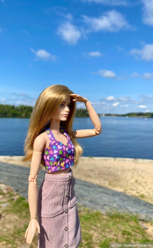 Наташа и Лина в Угличе — Коллекции игровых кукол (Playline): фото полок