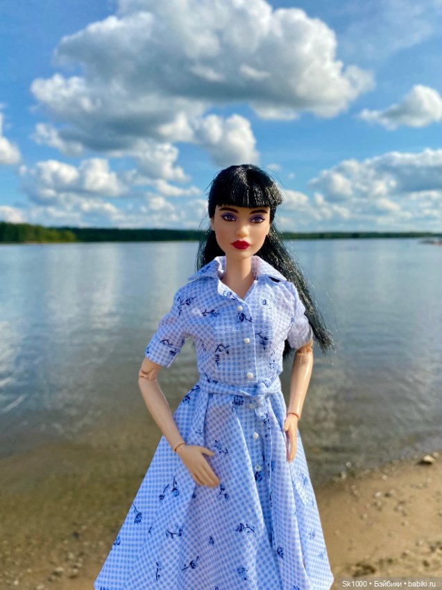 Наташа и Лина в Угличе — Коллекции игровых кукол (Playline): фото полок