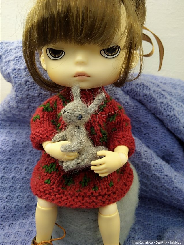 Маленький зайчик в больших и сильных руках (фото 6)