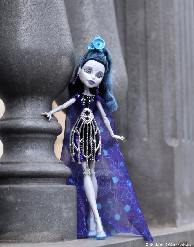 Что-то на космическом. Monster High (фото 6)