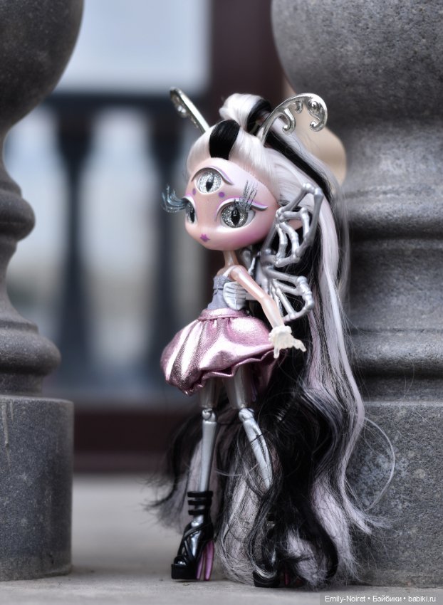 Что-то на космическом. Monster High (фото 2)