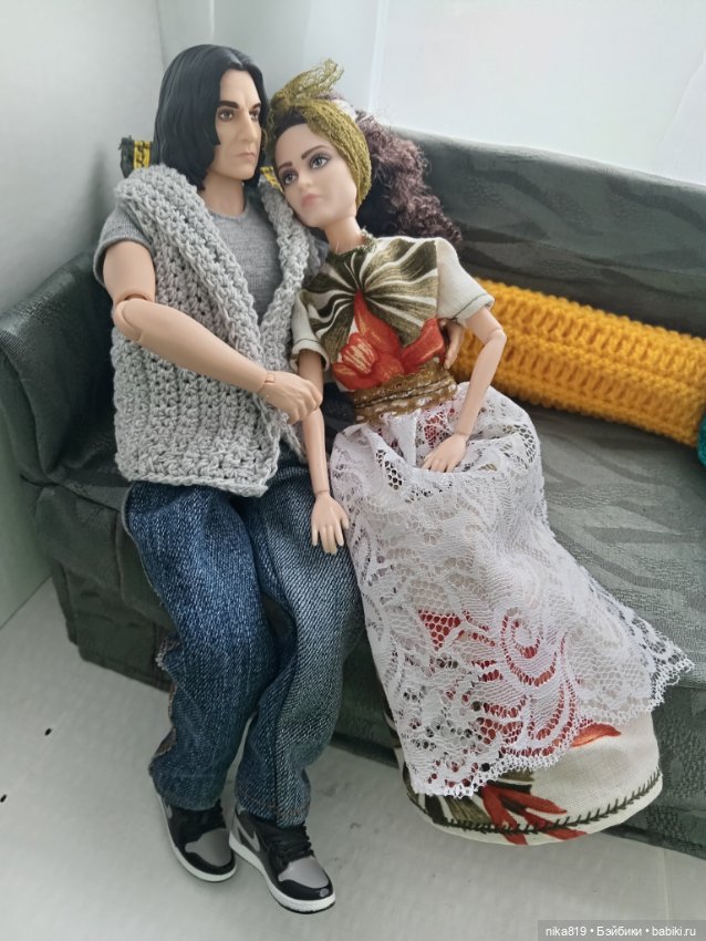 Обновим диванчик — Куклы Barbie (Барби): Looks (фото 7)