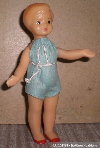 "Кто же я, в самом деле?" (куколка СССР " Аским"): просим помощи знатоков