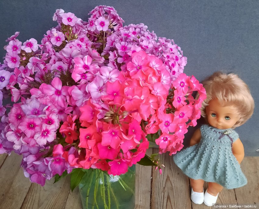 Платье мятное у нас...под цвет глаз💚