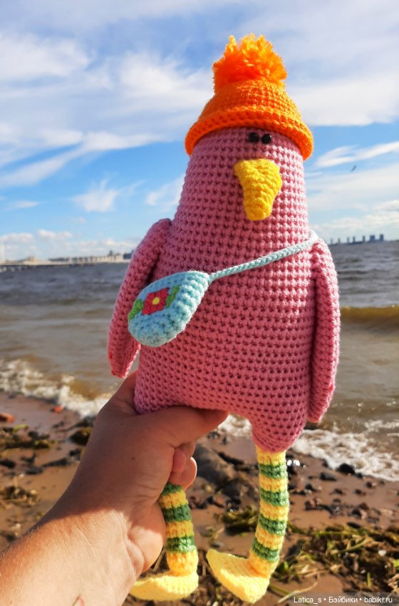 Вязаная игрушка Себастьян