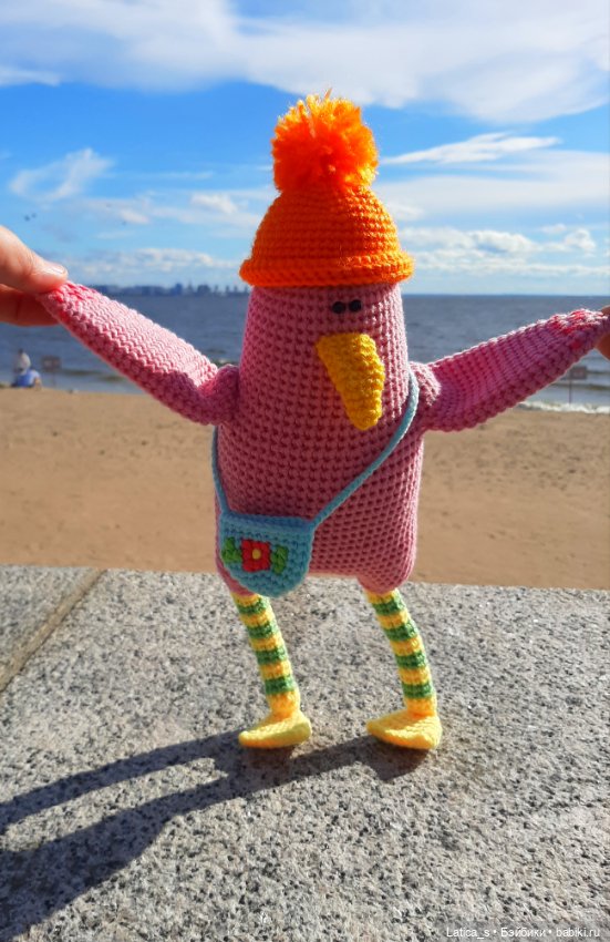 Вязаная игрушка Себастьян