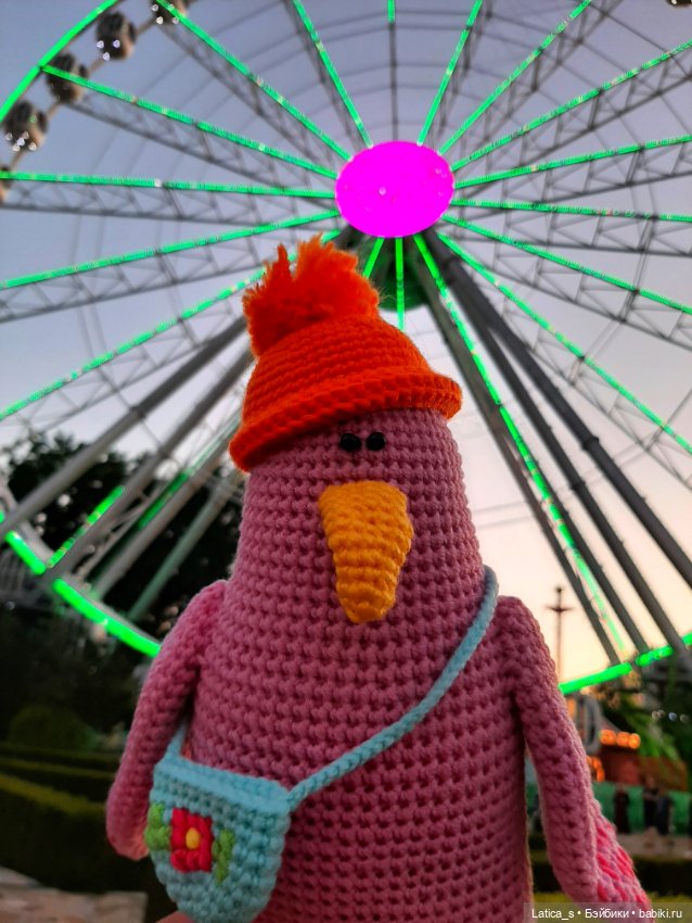 Вязаная игрушка Себастьян
