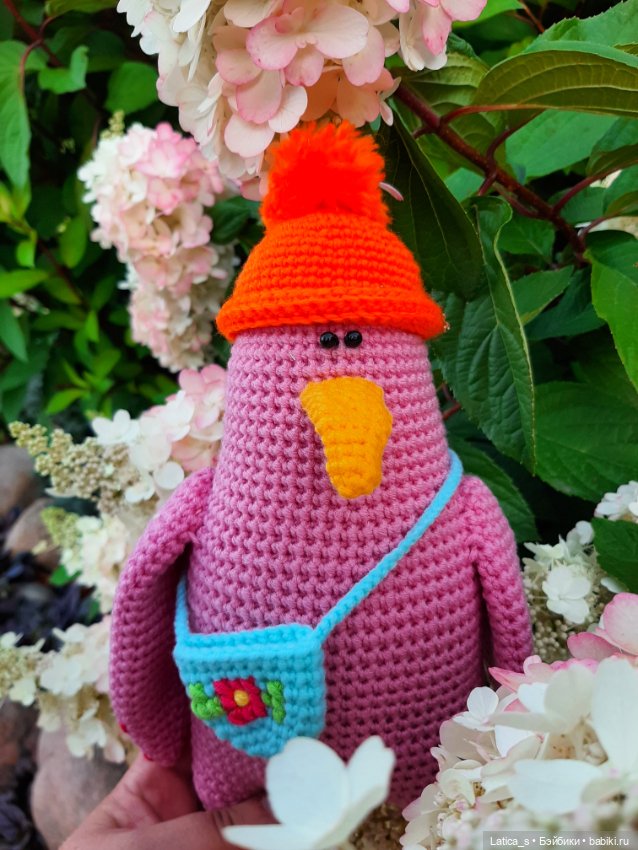 Вязаная игрушка Себастьян