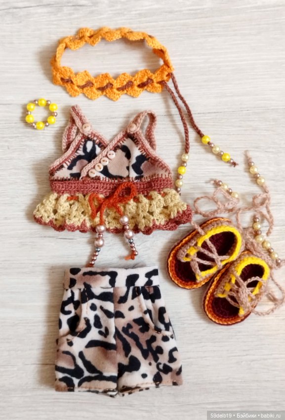 Комплект одежды для кукол Паола Рейна "Амазонка"