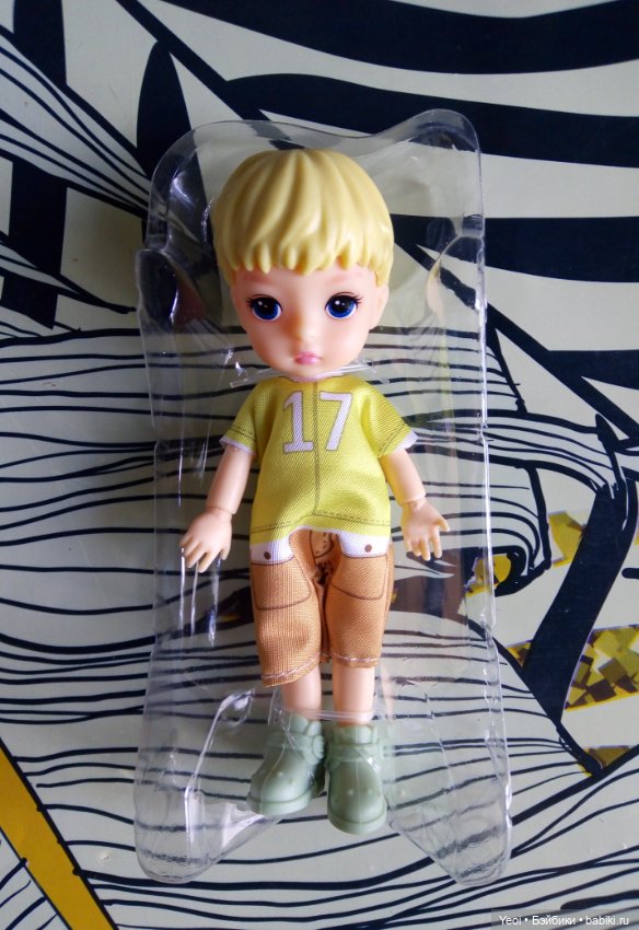 Мальчик (12,5 см) шарнирная кукла от «Funky toys» (фото 5)