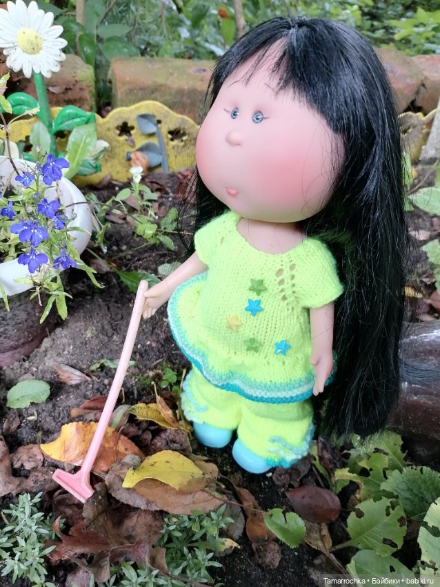 Один день на даче — Куклы Nines d'Onil (Нинес): Миа (Mia) (фото 9)