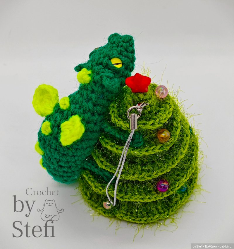 Дракончик на ёлочке Символ 2024