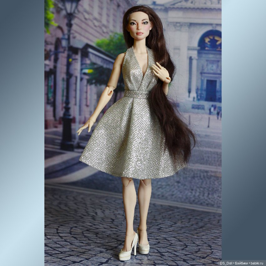 Кошка-киноактриса (1/6 размер)