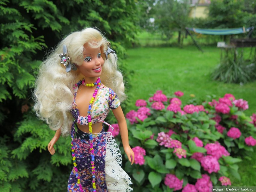 Невероятная Большая Барби от Laiko 1995 год