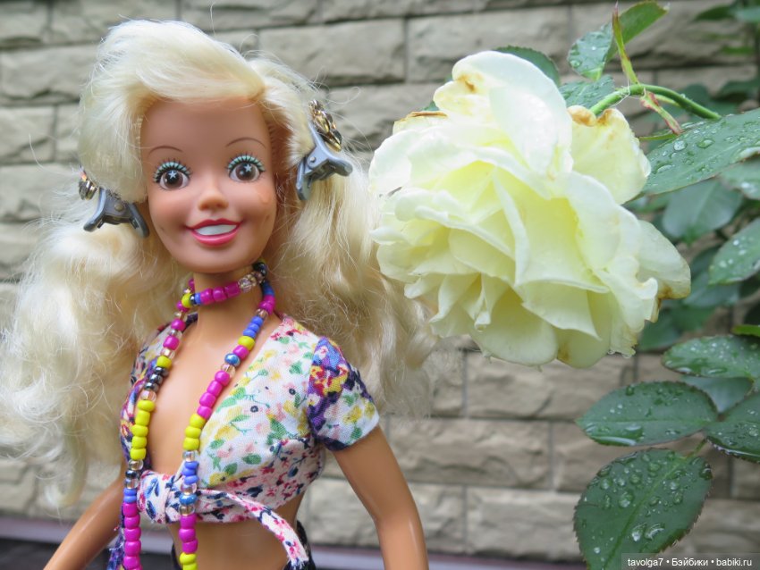 Невероятная Большая Барби от Laiko 1995 год