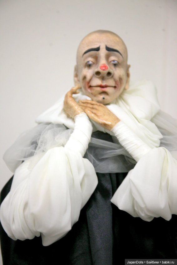 "Только раз бывает в жизни встреча" на выставке "Куклы с характером. Четвертая высота" (фото 2)