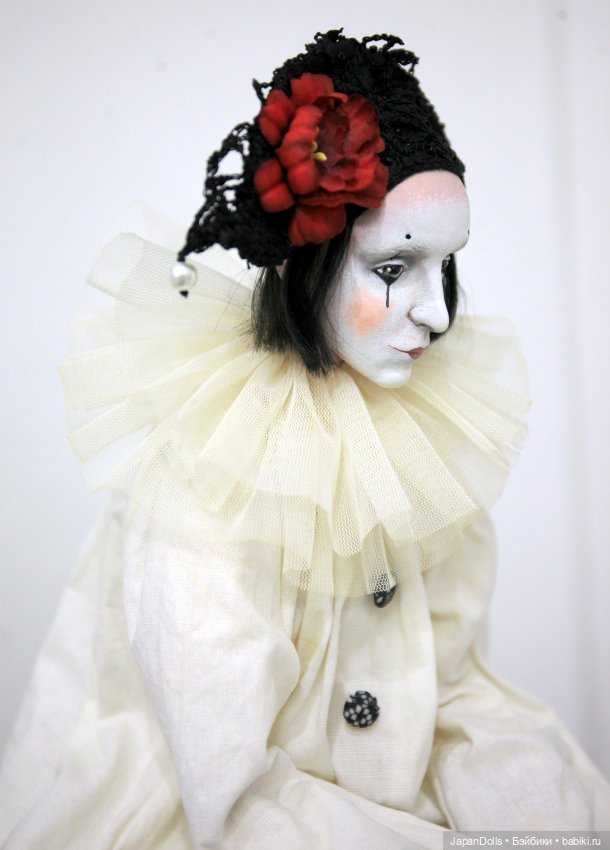 «Пьеро» на выставке "Куклы с характером. Четвертая высота" (фото 6)