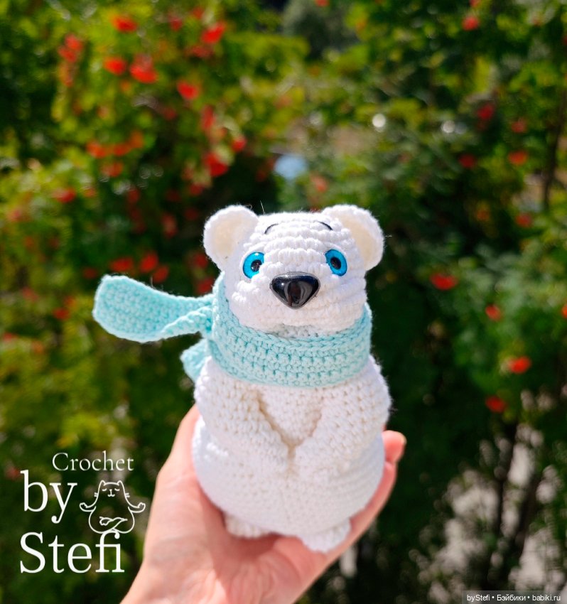 Северный мишка, вязанная игрушка