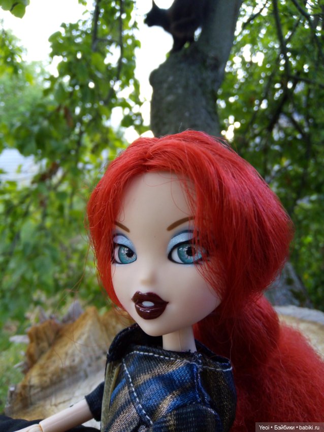 Кукла Bratzillaz - Мейгана Брумстикc, очаровательная ведьмочка от MGA (фото 7)