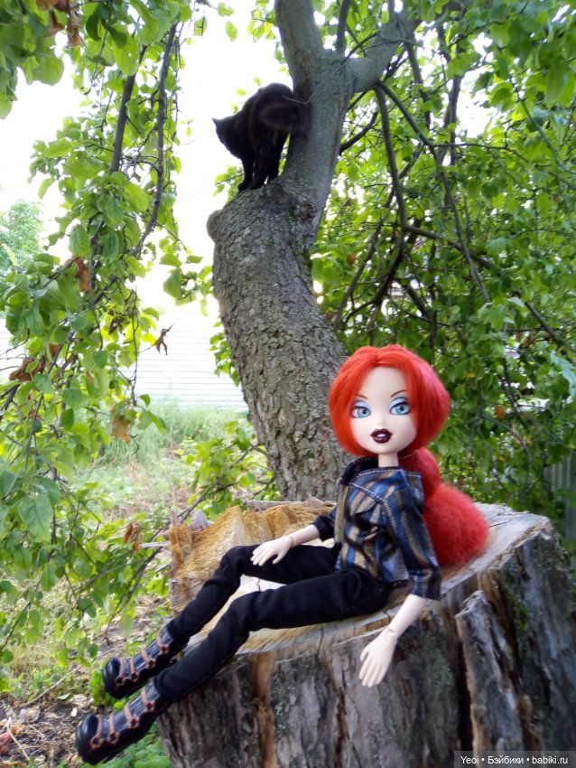 Кукла Bratzillaz - Мейгана Брумстикc, очаровательная ведьмочка от MGA (фото 8)