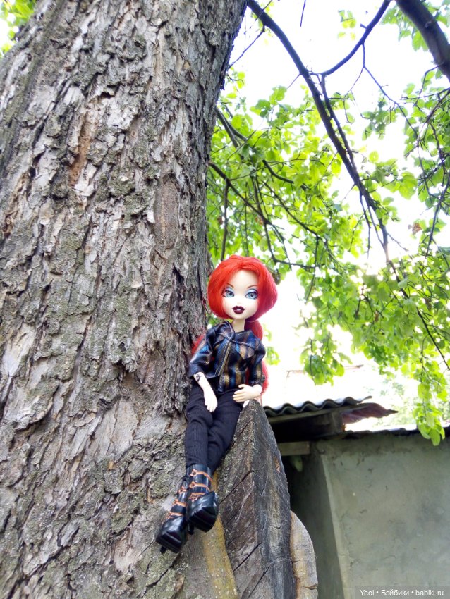 Кукла Bratzillaz - Мейгана Брумстикc, очаровательная ведьмочка от MGA