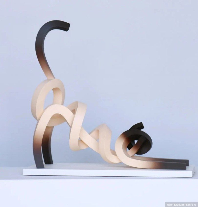 Корейский скульптор и художник Ли Сангсу (Lee Sangsoo) создает спиралевидных животных и людей