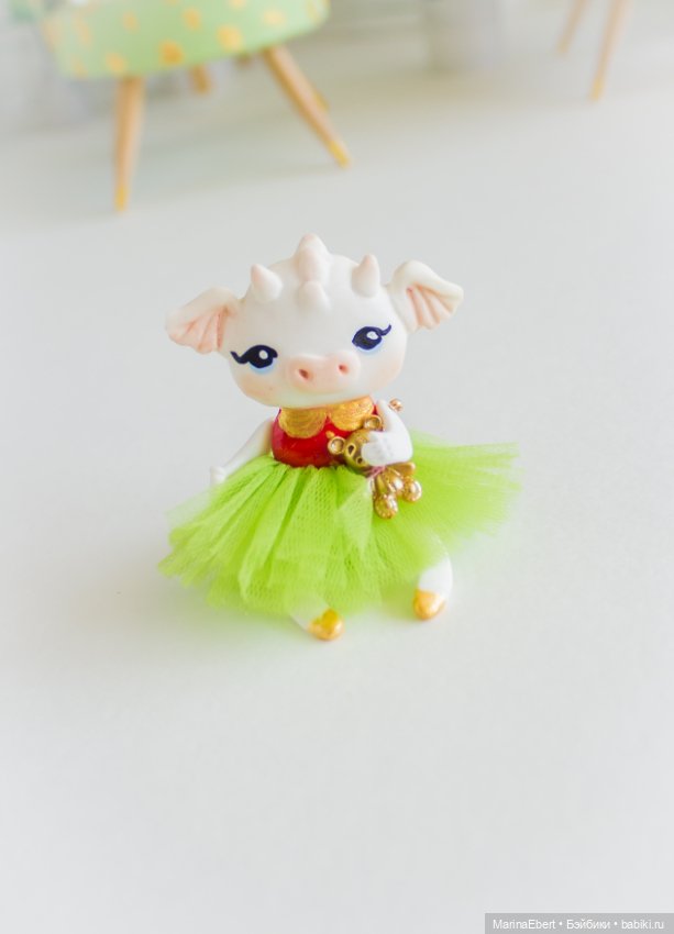 Авторская игрушка Дракошка Люси (фото 9)