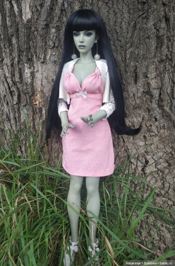 Летняя Раффина Iplehouse на прогулке (фото 4)