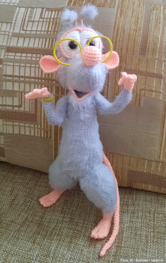 Крыска Лула - вязанная игрушка (фото 8)