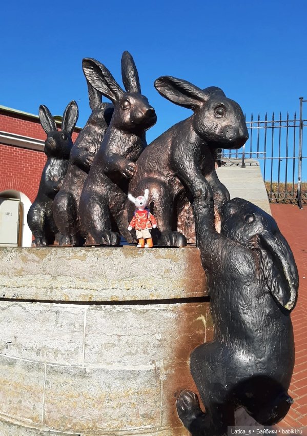 Авторские игрушки Ветерок и его друзья на заячьем острове (фото 6)