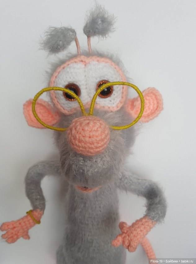 Крыска Лула - вязанная игрушка (фото 6)