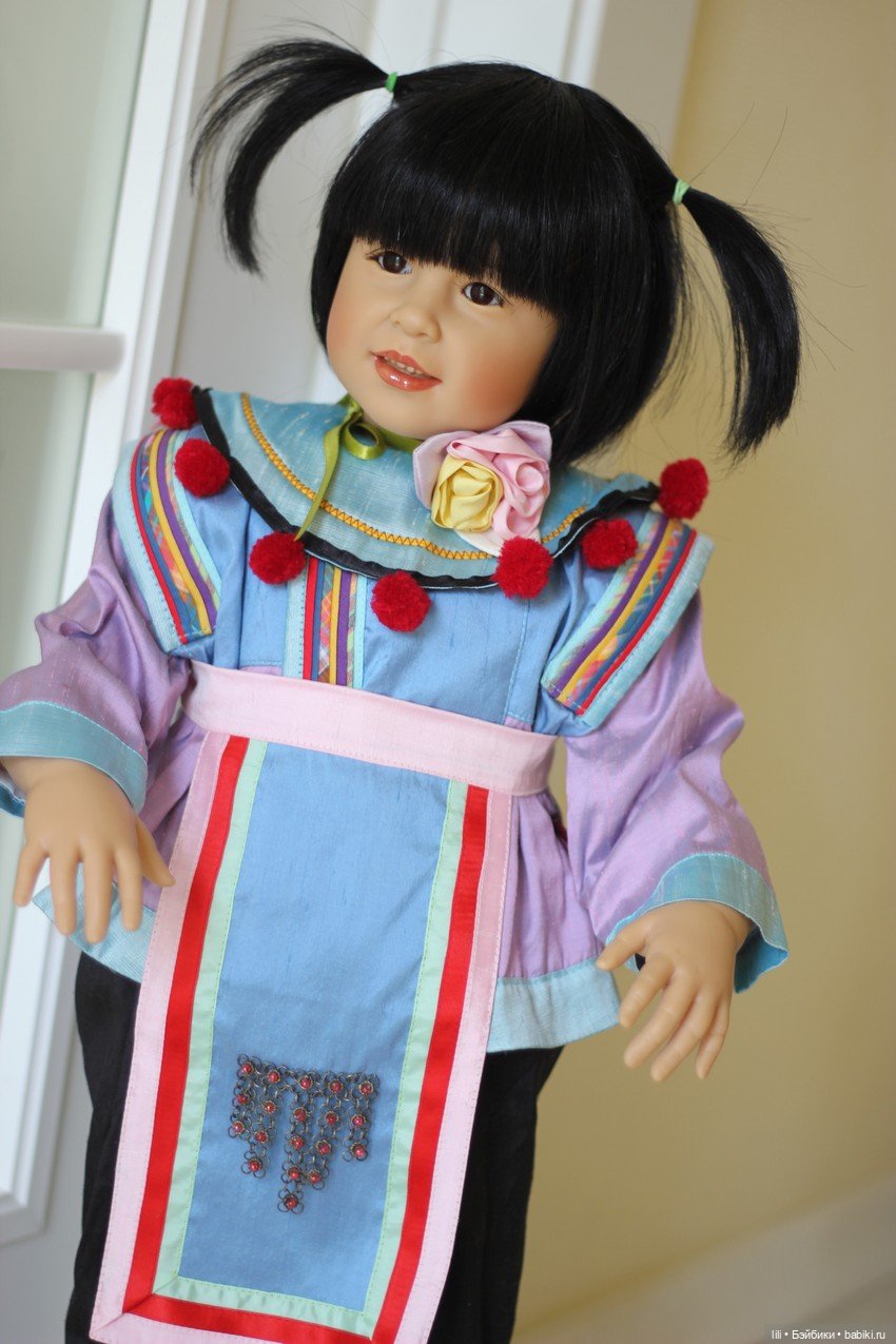 Rashanee - девочка из Таиланда, автор Sissel Bjorstad Skille