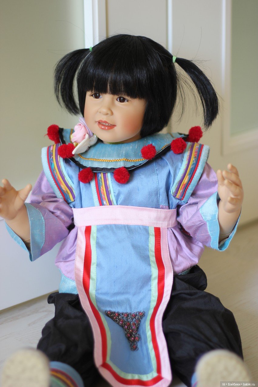 Rashanee - девочка из Таиланда, автор Sissel Bjorstad Skille