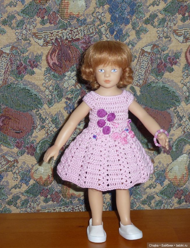 Авторское вязаное платье на кукол Хейди Плюсчок 22 см ( Heidi Plusczok 22 см ) (фото 7)