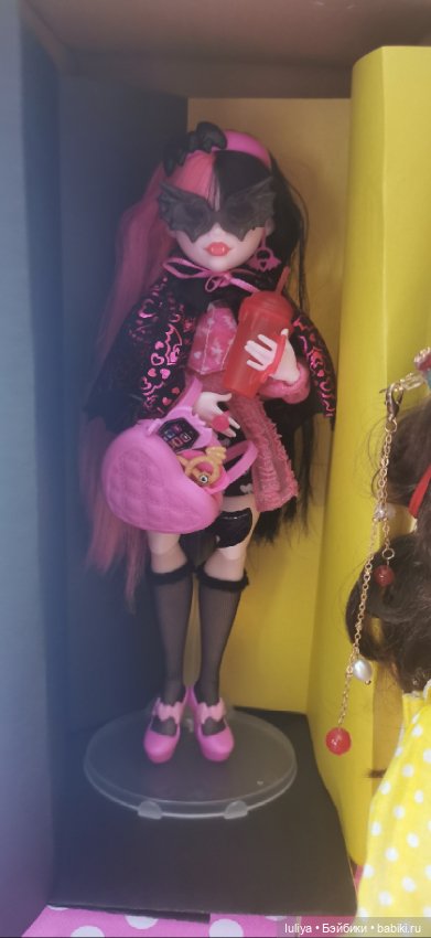 Выкройка для новой Дракулауры