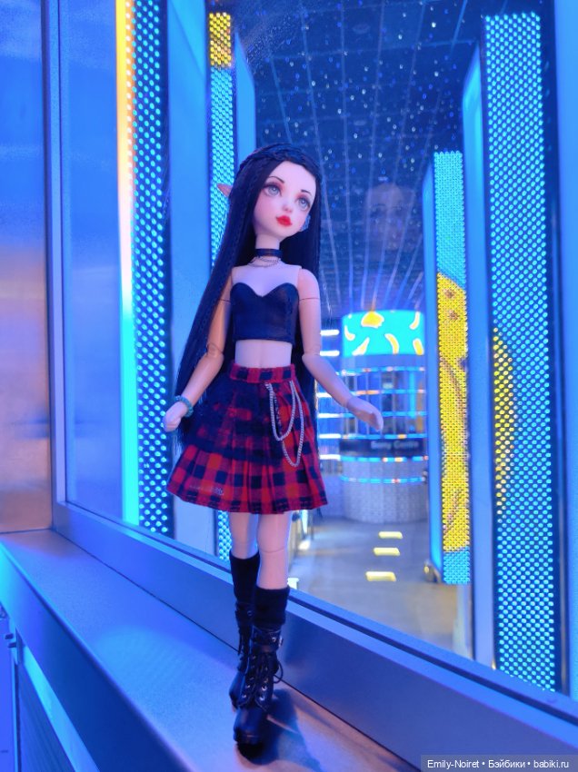 Огни большого города — ООАК и репейнт игровых кукол: Bratz (фото 7)