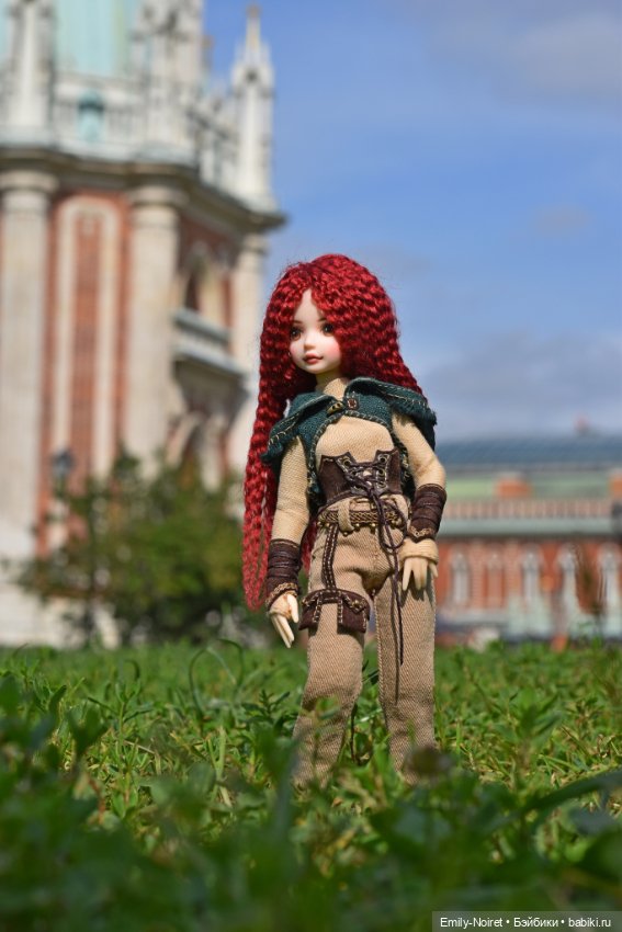 Девочка с кудрями винного цвета (фото 6)