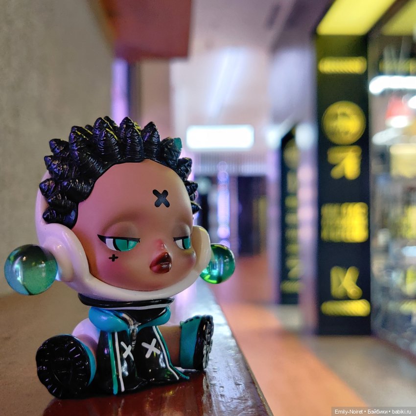 Огни большого города — ООАК и репейнт игровых кукол: Bratz (фото 10)