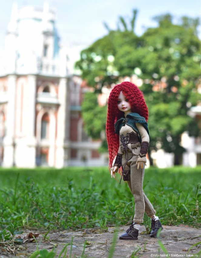 Девочка с кудрями винного цвета (фото 8)